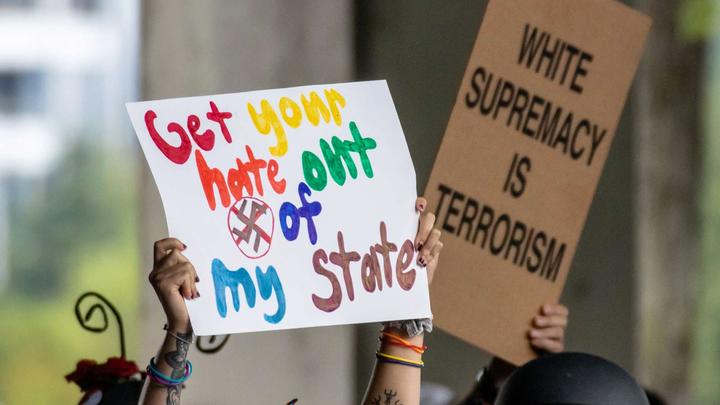 antifa murder us police leseliste