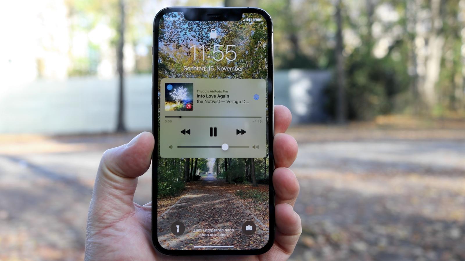 iPhone 12 Review 04