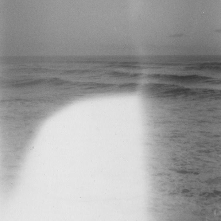 WWalkman-04032022-Raum-Daughter-Artwork