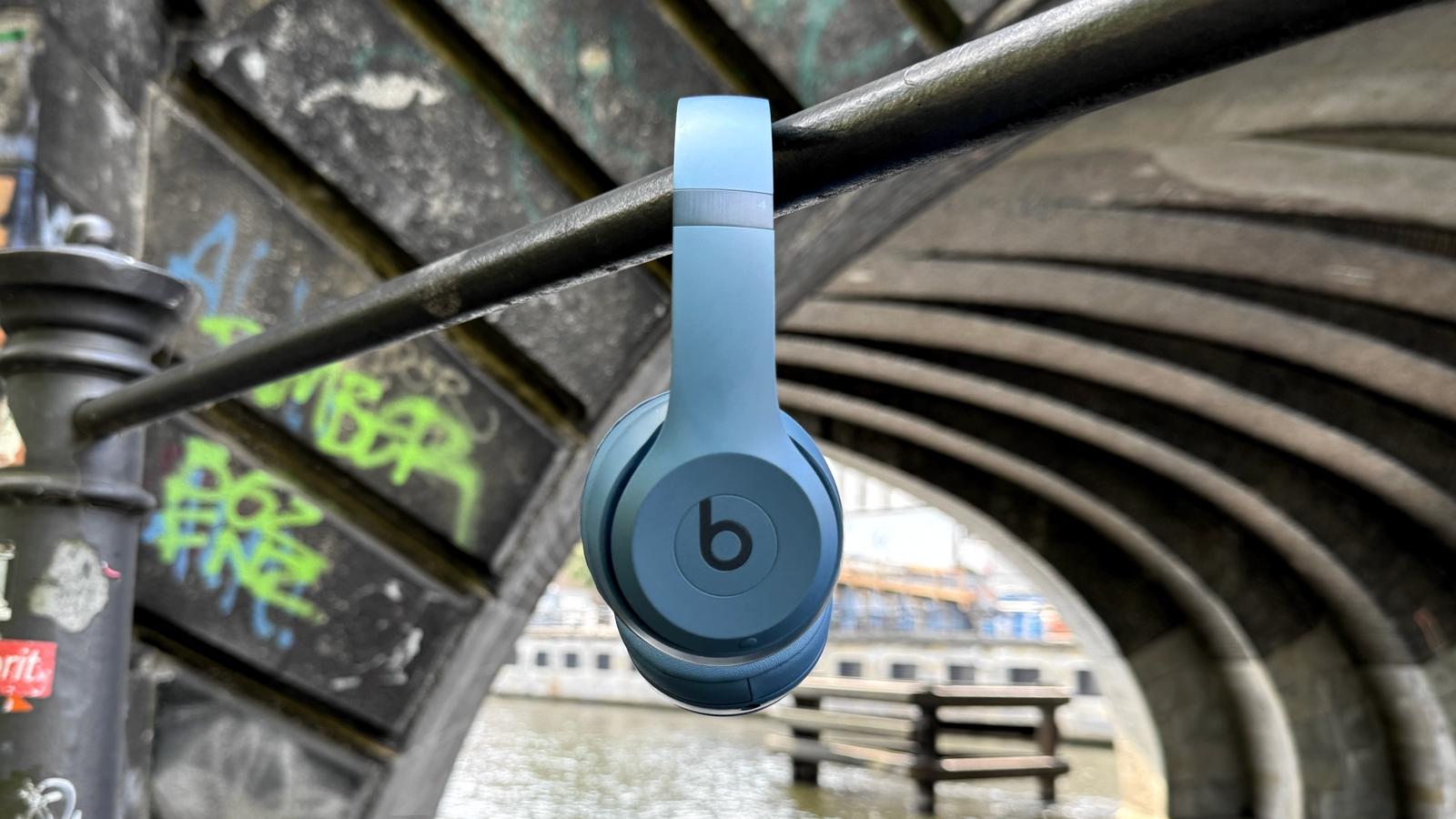 Der Beats by Dre Solo 4 Kopfhörer in blau lede full