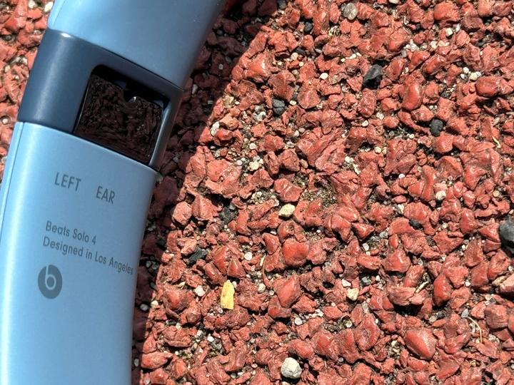 Kopfhörer Beats by Dre Solo 4 Beschriftung innen
