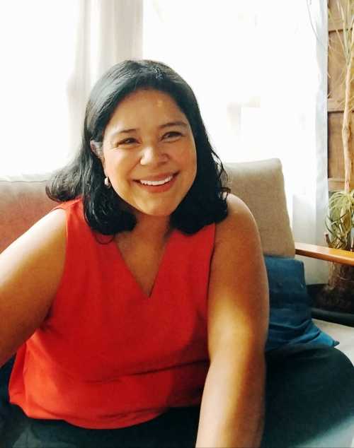 Logo de Ana Lucia Reynoso - Otra Forma de vivir