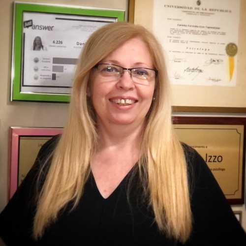 Logo de Daniela Izzo - 35 años de experiencia