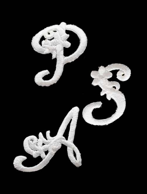 Motivo bordado letra term | AyB Hislabor