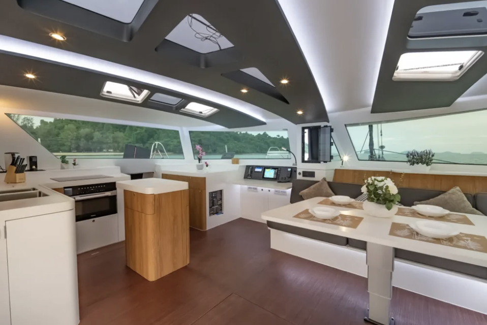 Interi&ouml;r med Victron-system