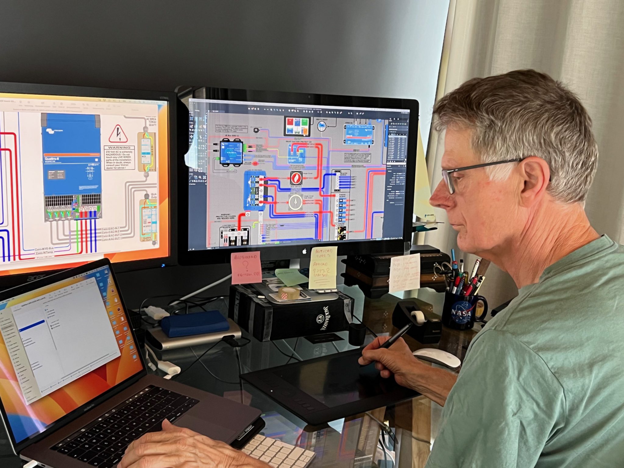 Victron kopplingsschema f&ouml;r husbil med MultiPlus och litiumlagring