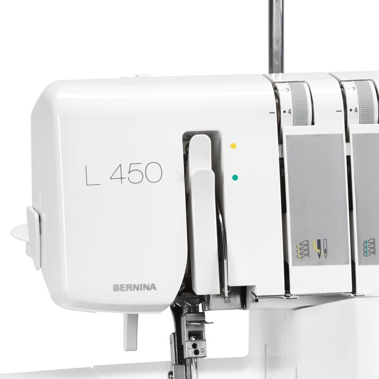 Trädning av BERNINA L 450