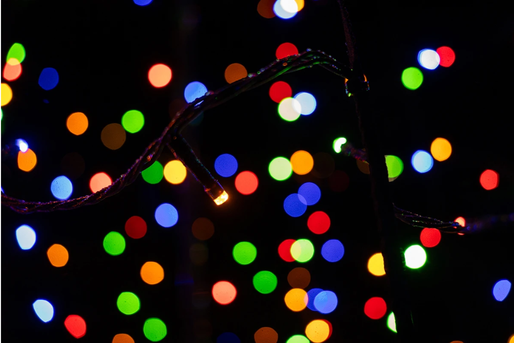 LED ljusgran i olika vackra färger