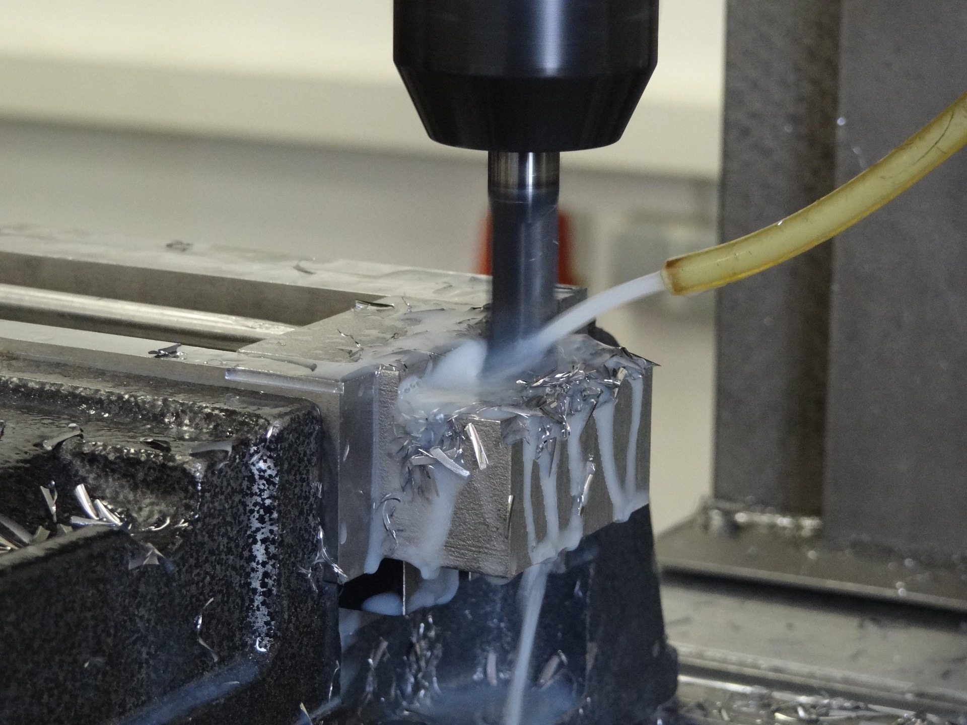 Effektiva roterande filar för snabb materialborttagning inom bygg och industri.