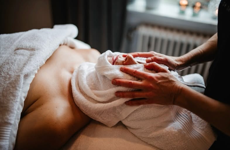 M Picaut behandling hos Vegan Skin i Vällingby