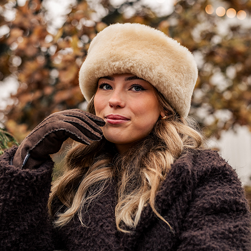 Farskinnsmossa dam och herr - palsmossa av 100% farskinn