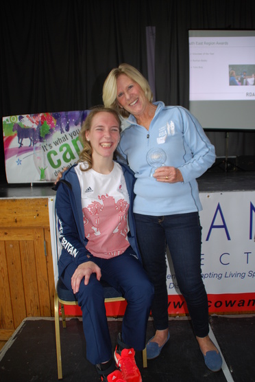 Sophie with Sue Turok from Samber who won Volunteer of the Year