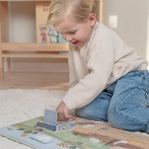 Little Dutch - Mijn flapjesboek - Boerderij