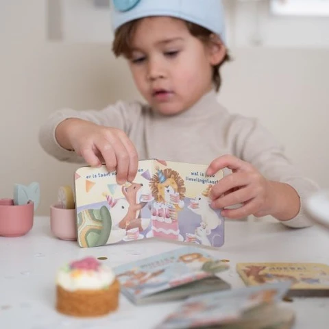 Little Dutch uitdeelboekjes - Hoera! Het is feest & Muziekparade