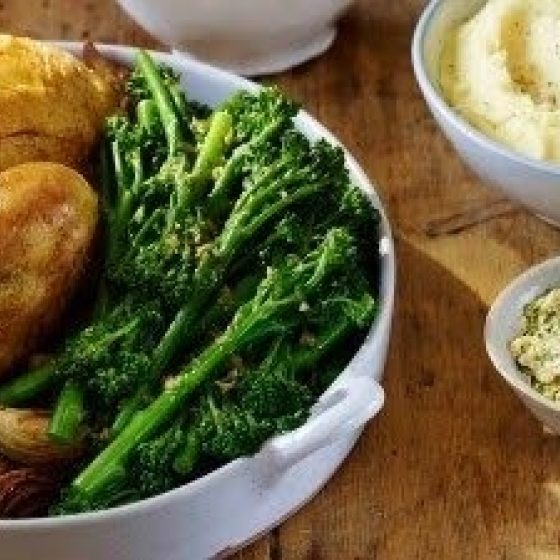 Tenderstem® Roast Hacks – Chicken but Better!