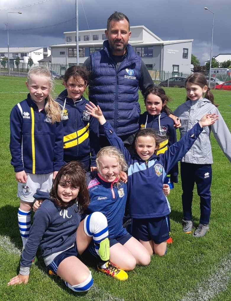 ClubZap Club News Ex Leeds Utd Coach Jason Blunt visits Oranmore