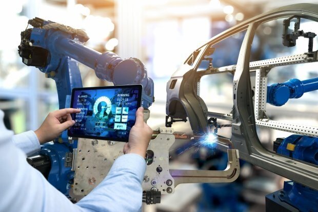 Automotive field engineer deals