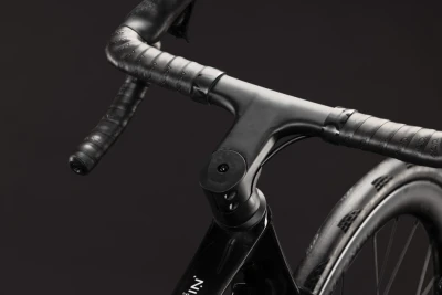 Carbon´n´white