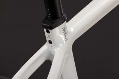 Metallicwhite´n´grey
