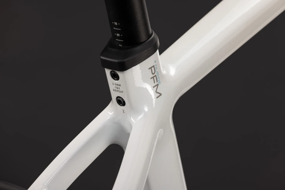 Metallicwhite´n´grey
