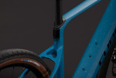 Tropicalteal´n´black