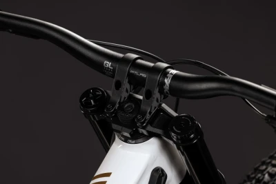 Powdergold´n´black