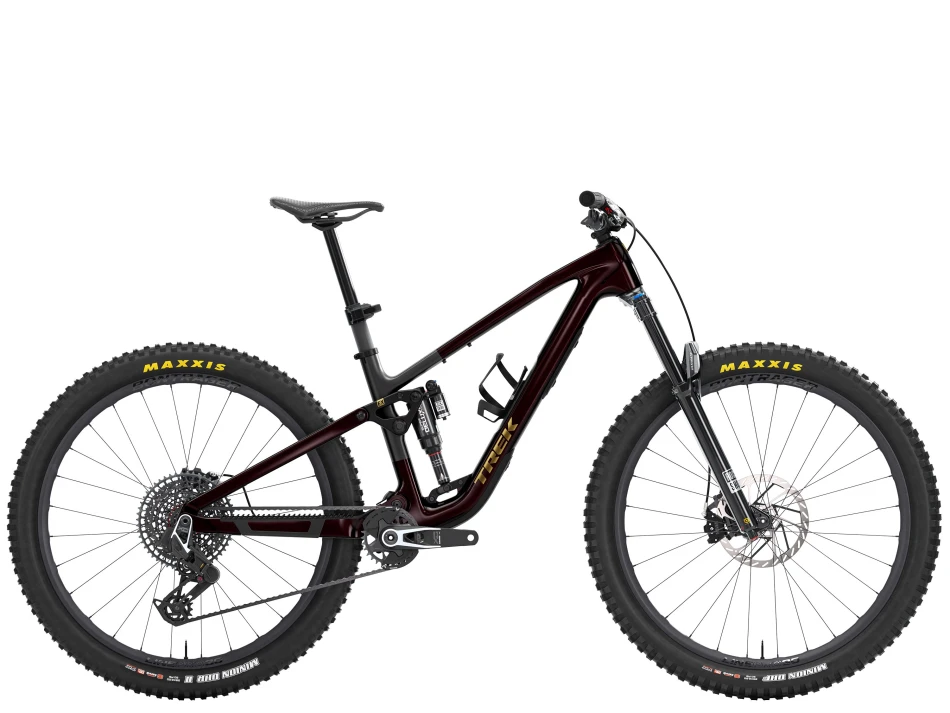 Gloss Dark Carmine / Matte Trek Black