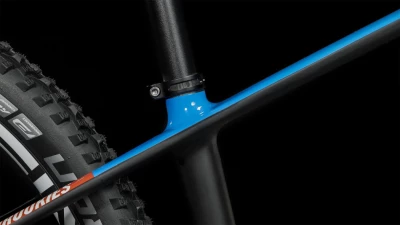 Carbon'n'blue'n'red