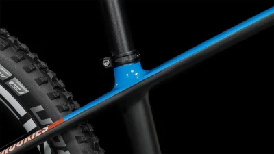 Carbon´n´blue´n´red