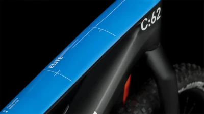Carbon´n´blue´n´red