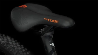 Carbon´n´blue´n´red