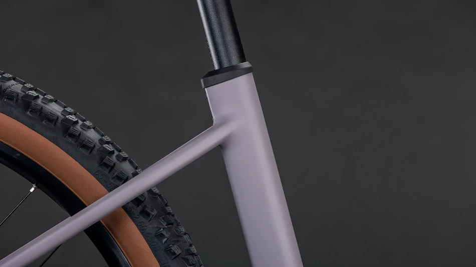 Plumgrey´n´black
