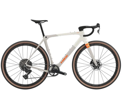 Era White/Buff Beige