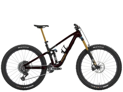 Gloss Dark Carmine/Matte Trek Black