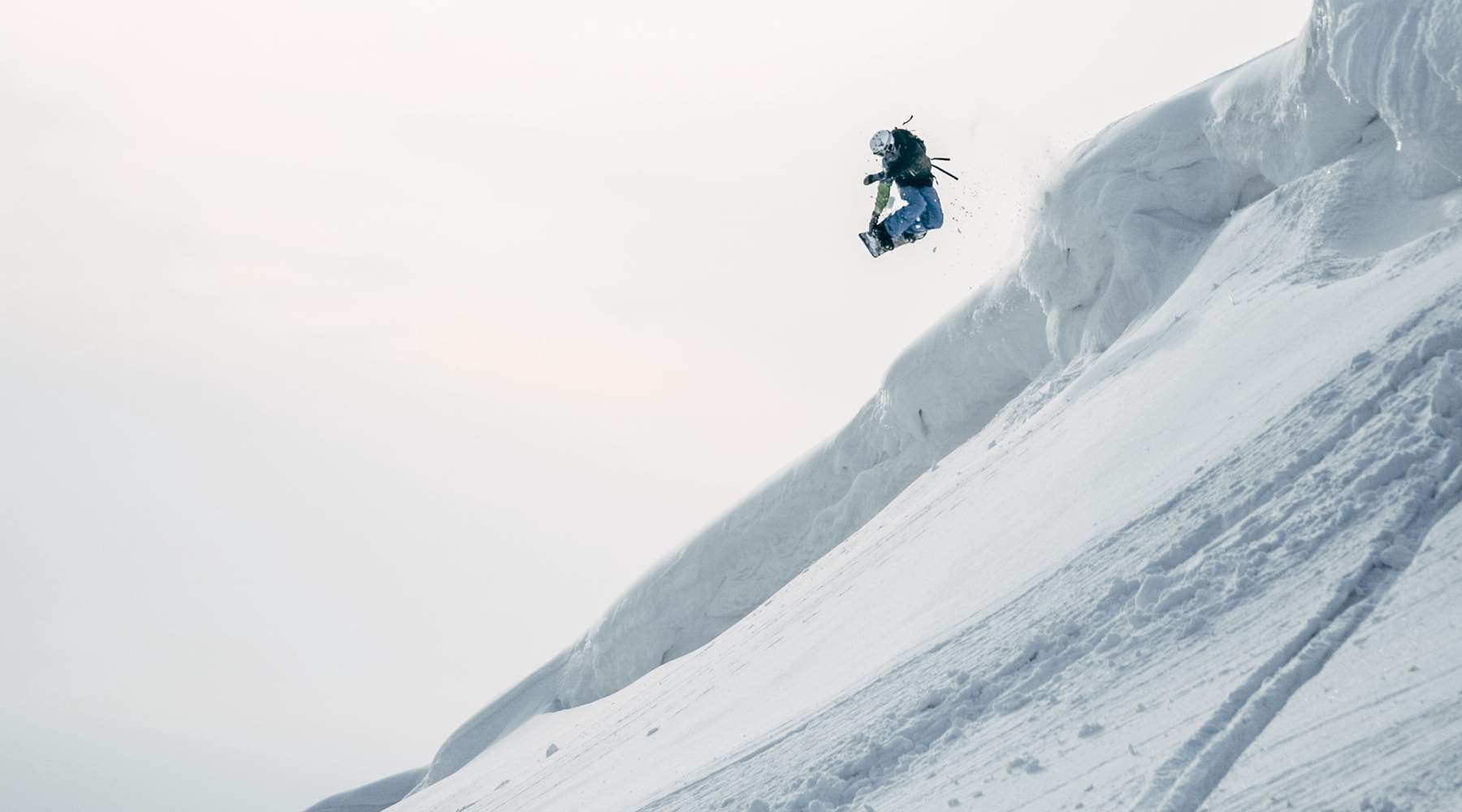 Japow - Powder Camp, Avalanche Briefing Sapporo, Hokkaido, Japan #aa4f1c1c-9777-49b3-aca6-e34f4b07988e