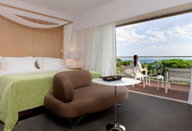 Deluxe suite at Epic Sana Algarve