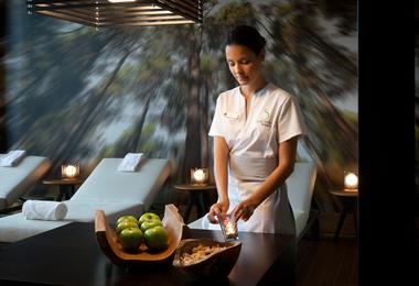 Picture of wellness experts at Epic Sana spa