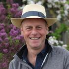 Joe Swift headshot