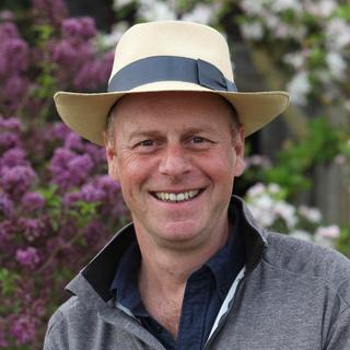 Joe Swift headshot