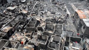 10000-homeless-after-fire-razes-Bangladesh-slum
