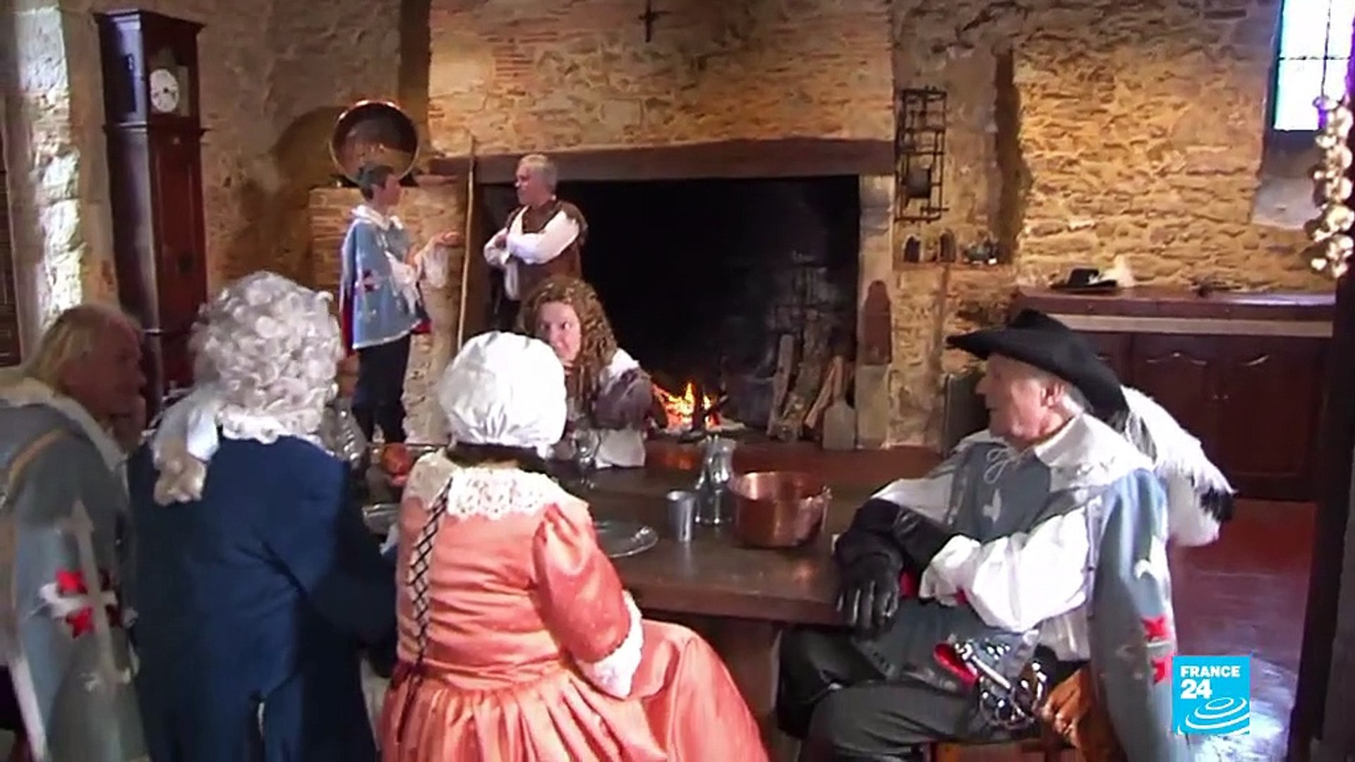 A-trip-back-in-time-The-traditional-fireplaces-of-south-western-France