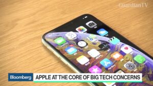 Apple-Seeing-Minimal-Disruption-From-Trade-War-Analyst-Ives-Says