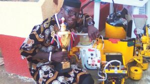 Nigerian-inventor-builds-generator-to-promote-clean-energy
