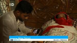 Bangladesh-sentences-16-to-death-for-burning-teen-girl-alive