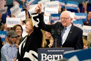 Bernie-Sanders-wins-New-Hampshire-primary