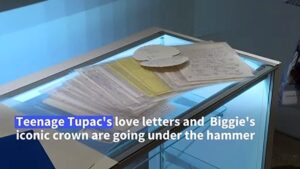 Biggies-crown-Tupacs-love-letters-headed-to-auction