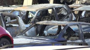 Cars-torched-in-French-NYE-tradition-at-Strasbourg-impound