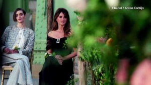 Chanel-throws-haute-couture-garden-party