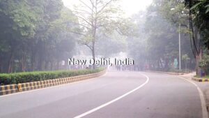 Children-race-in-Delhi-despite-polluted-air