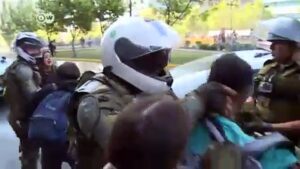 Chile-to-clamp-down-on-violence-during-protests